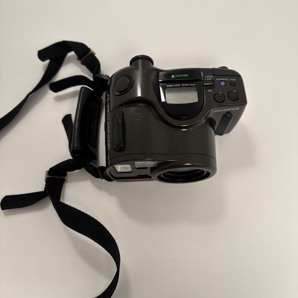 Olympus Camera AZ-330 Super Zoom Infinity Super Zoom 330 Film 35mm With Case - Picture 2 of 16